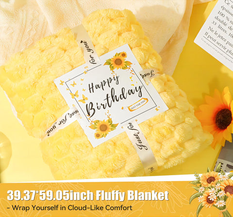 CLTTCLLCT sunflower ornaments brighten the gift’s decorative theme.
