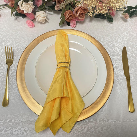 CN.JIAHE easy-clean plastic charger plate for busy dining events.