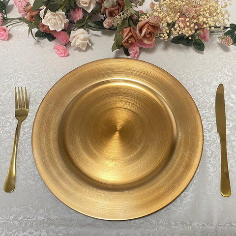 CN.JIAHE charger plate gold finish displayed under salad bowl for elegant settings.
