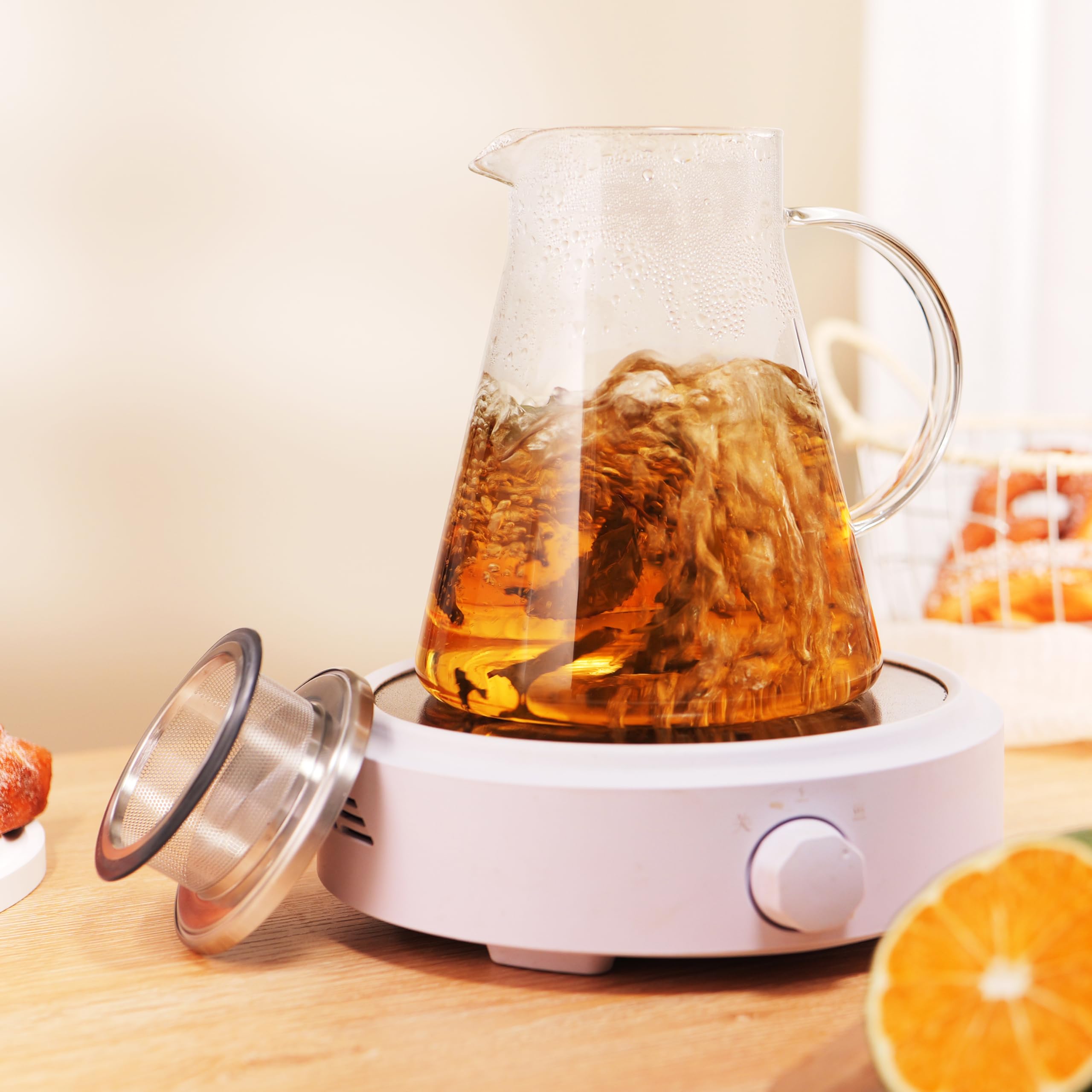 CNGLASS teapot with non-drip spout for clean pours.