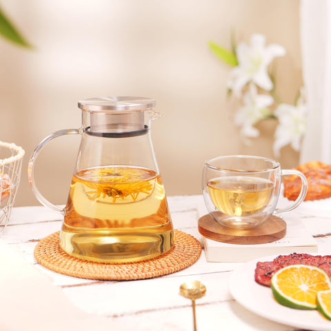 CNGLASS BPA-free and lead-free teapot for safe brewing.