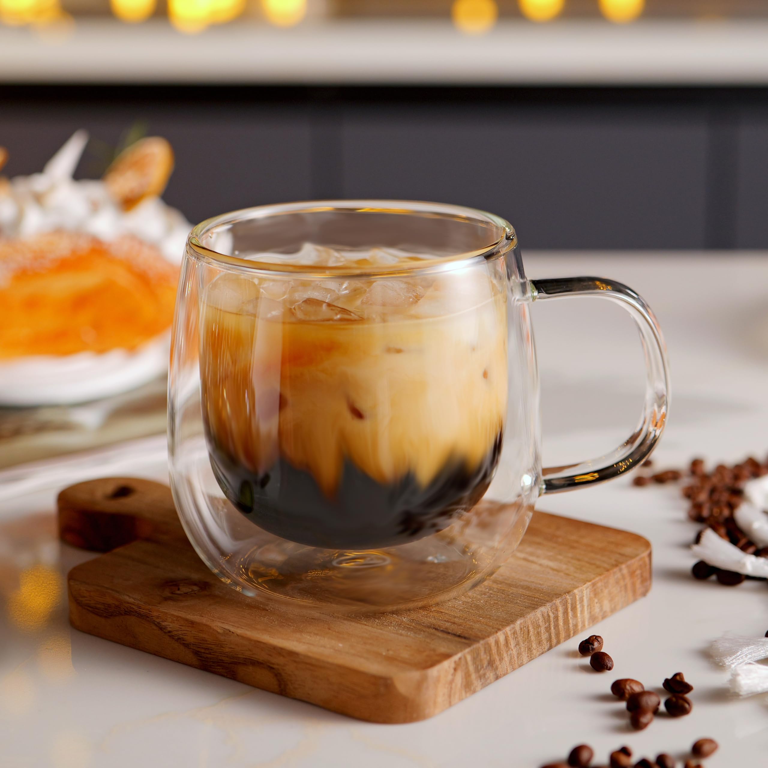 CNGLASS clear mug designed to prevent burns while enjoying hot drinks.