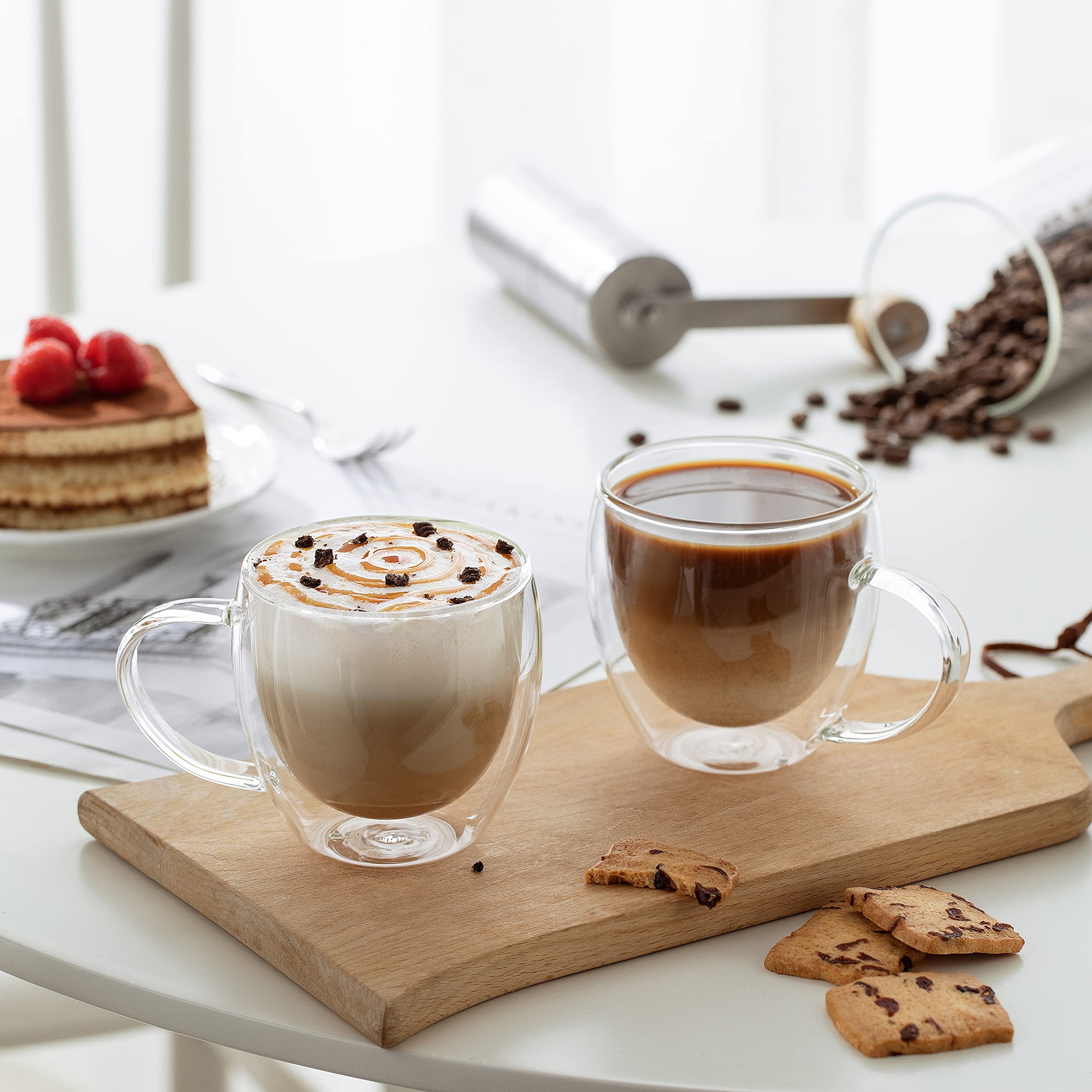 CNGLASS clear glass mug with handle showcasing latte art and style