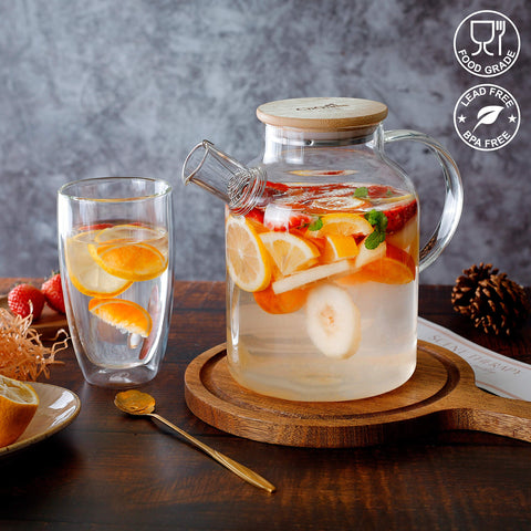 CNGLASS teapot with ergonomic handle for comfortable pouring.