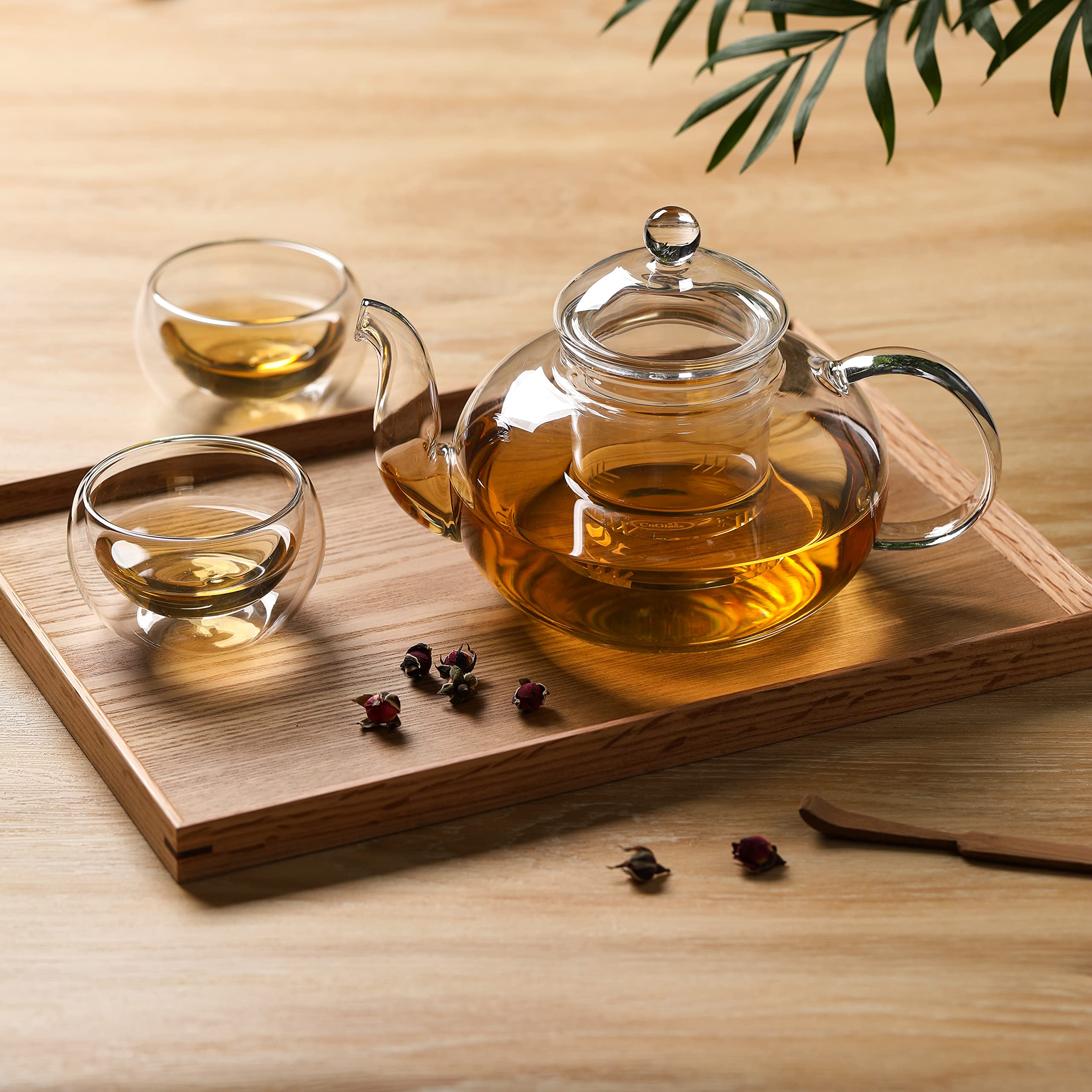 CNGLASS glass teapot handle and non-drip spout detail