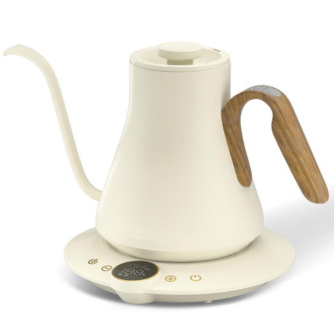 Cocinare Flow B9 gooseneck pour detail for precise pour over extraction