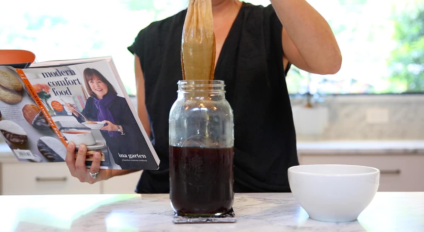 CoffeeSock with mason jar enables easy at-home cold brew setup