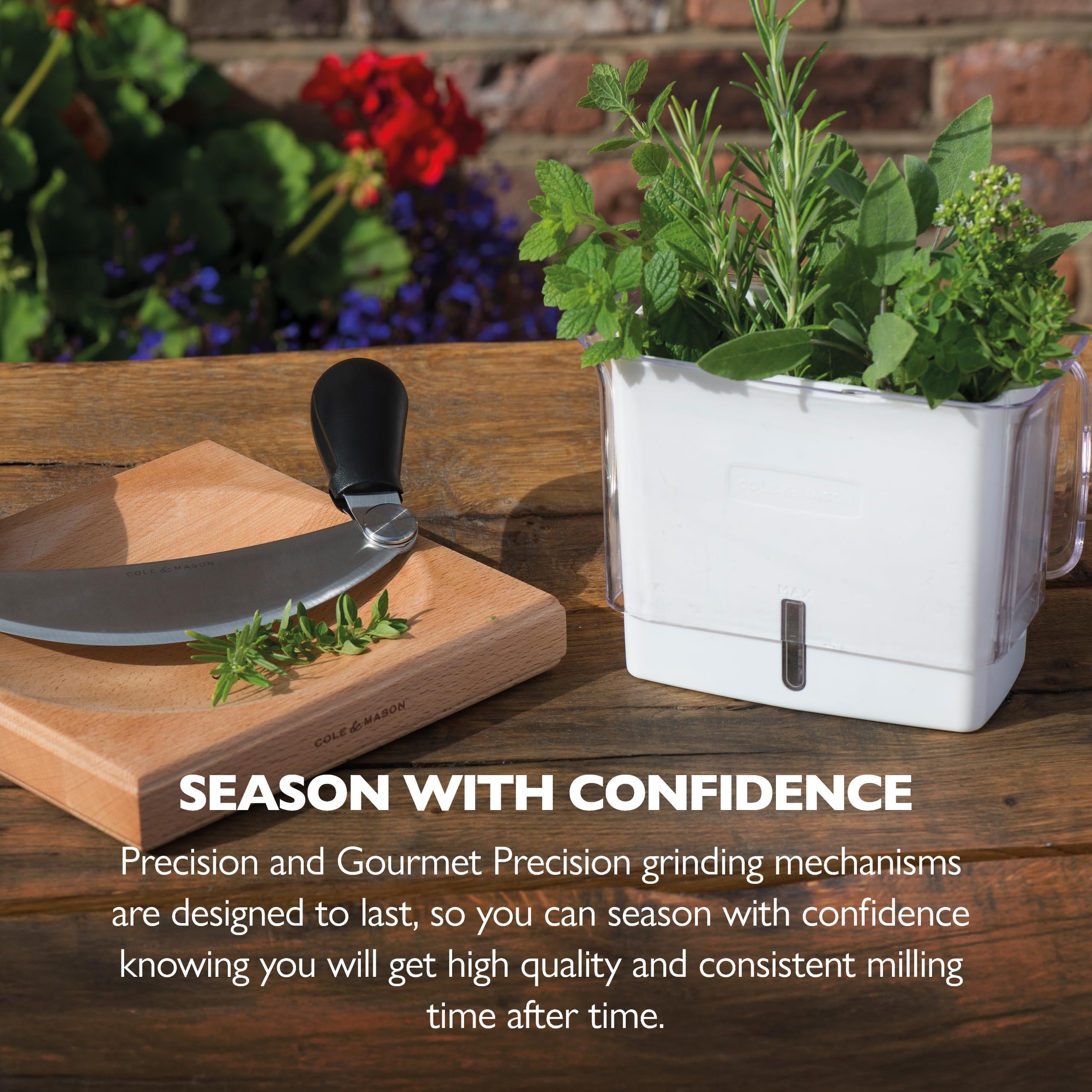 Cole & Mason freshness-boosting acrylic keeper offers clear visibility.