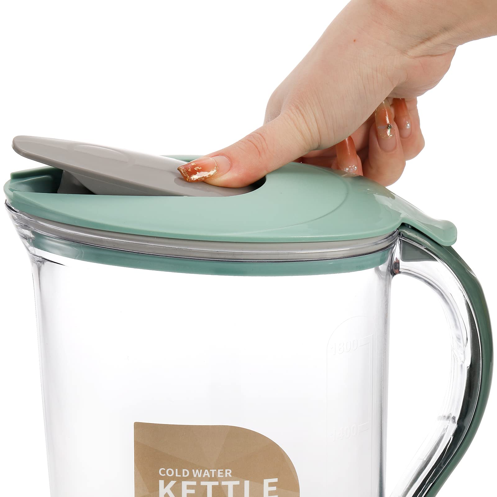 Coloch pitcher with scale line for easy measurement