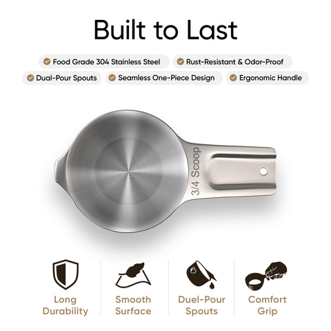 Color Up three-quarter cup pet food scoop with seamless rivet-free design.