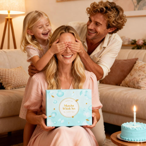 ComboJoy gift box presents a luxurious, ready-to-gift experience.