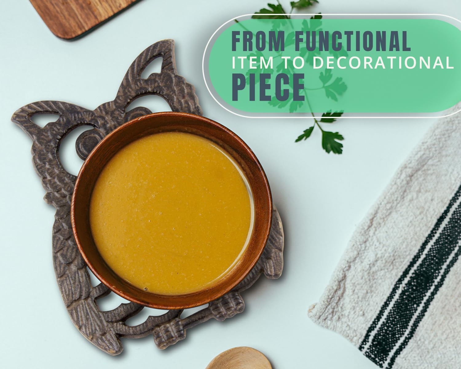 Comfify decorative trivet suitable for wall display.