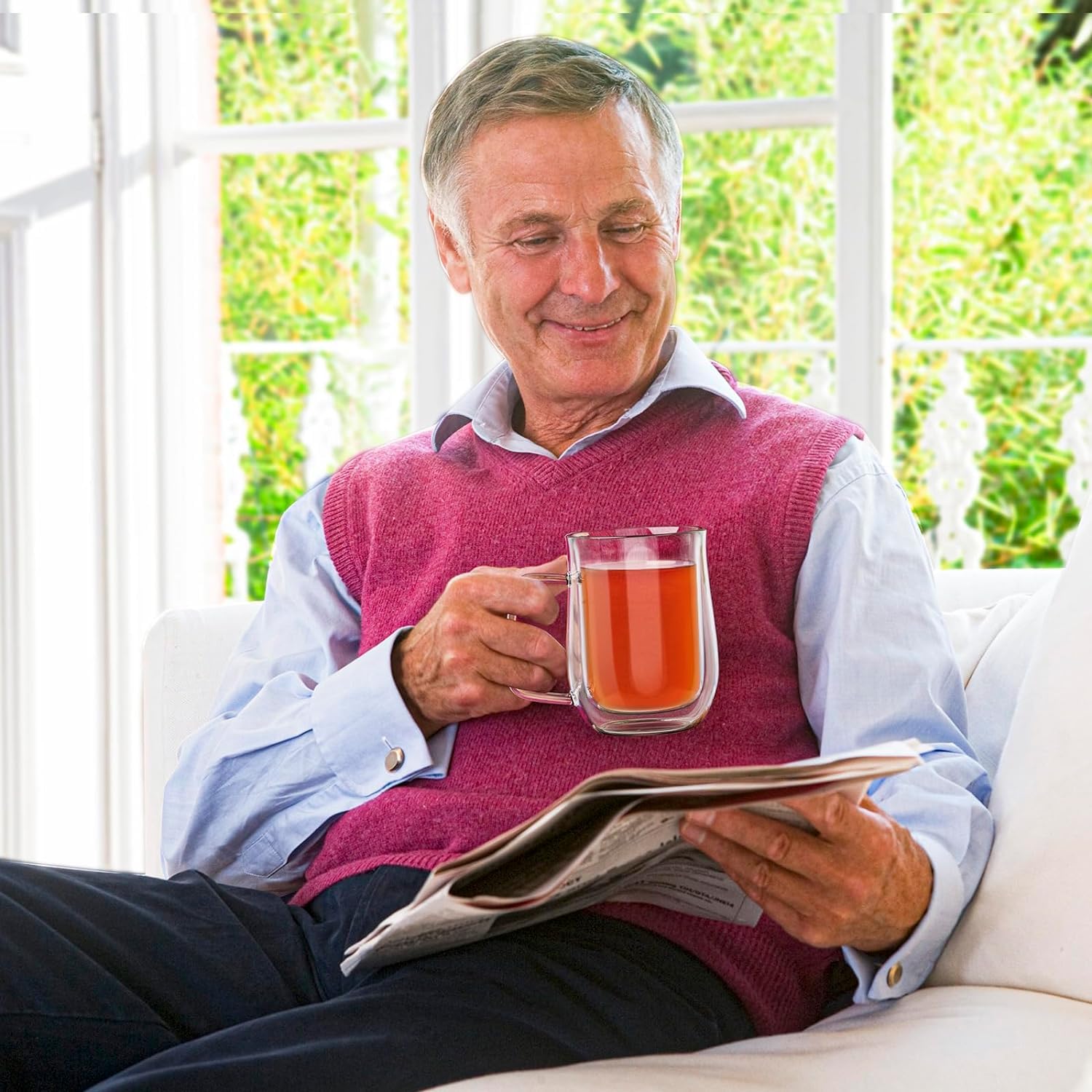 COMOME heat-resistant glass mug for hot beverages across seasons.