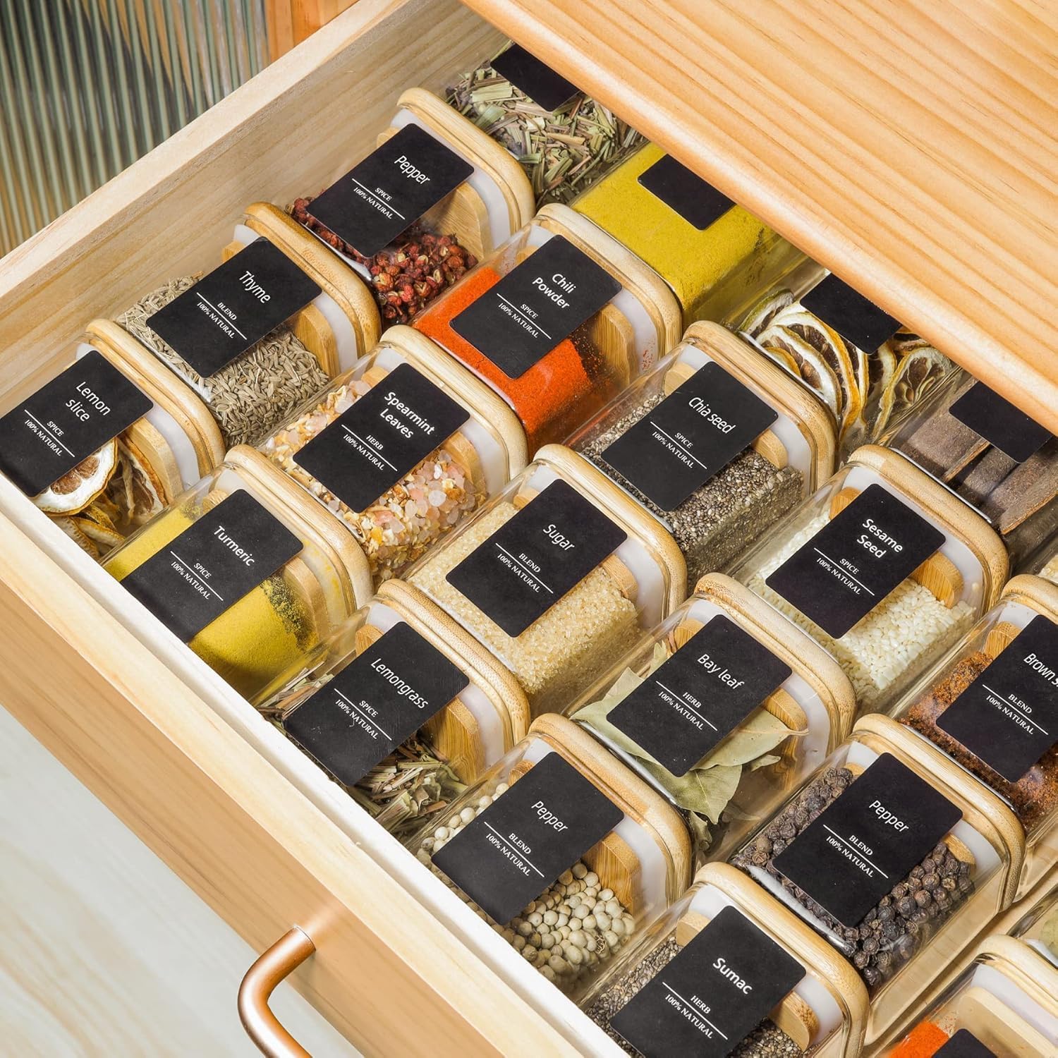 ComSaf airtight lids keep dust out and spices fresh between uses.