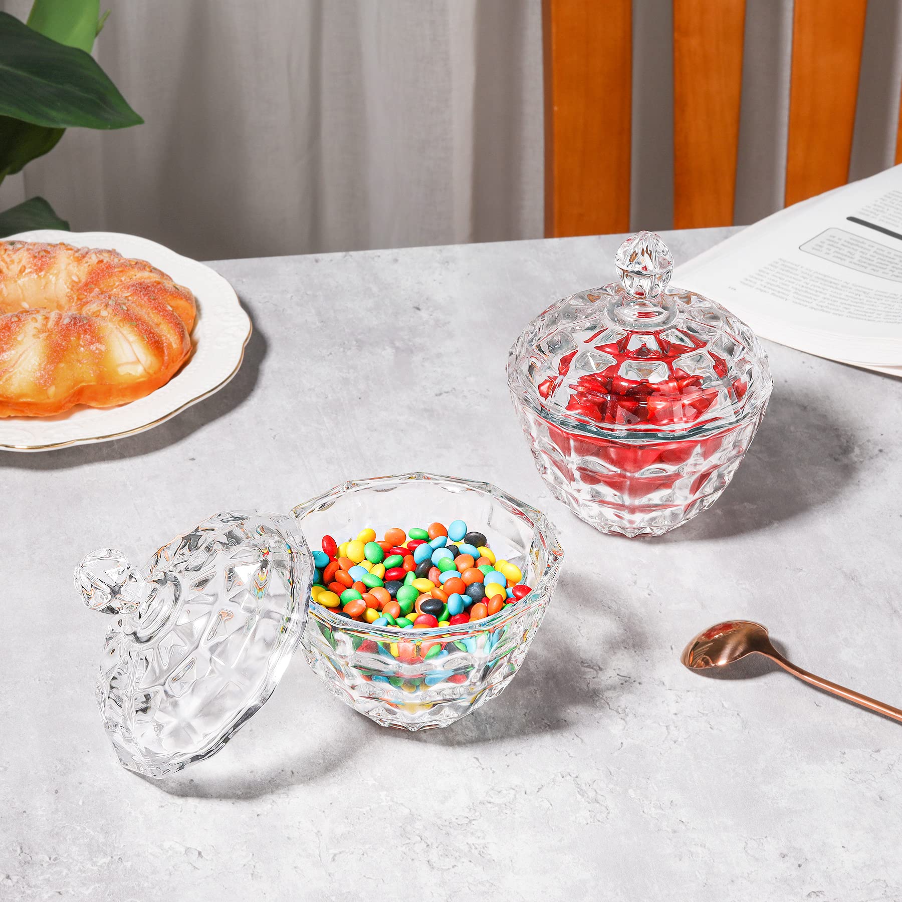 ComSaf glass candy dish lid on provides tidy display and protection