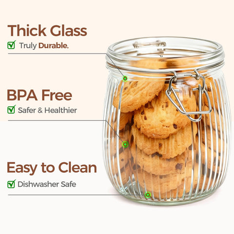 ComSaf wide-mouth jar makes filling and cleaning easy during meal prep.