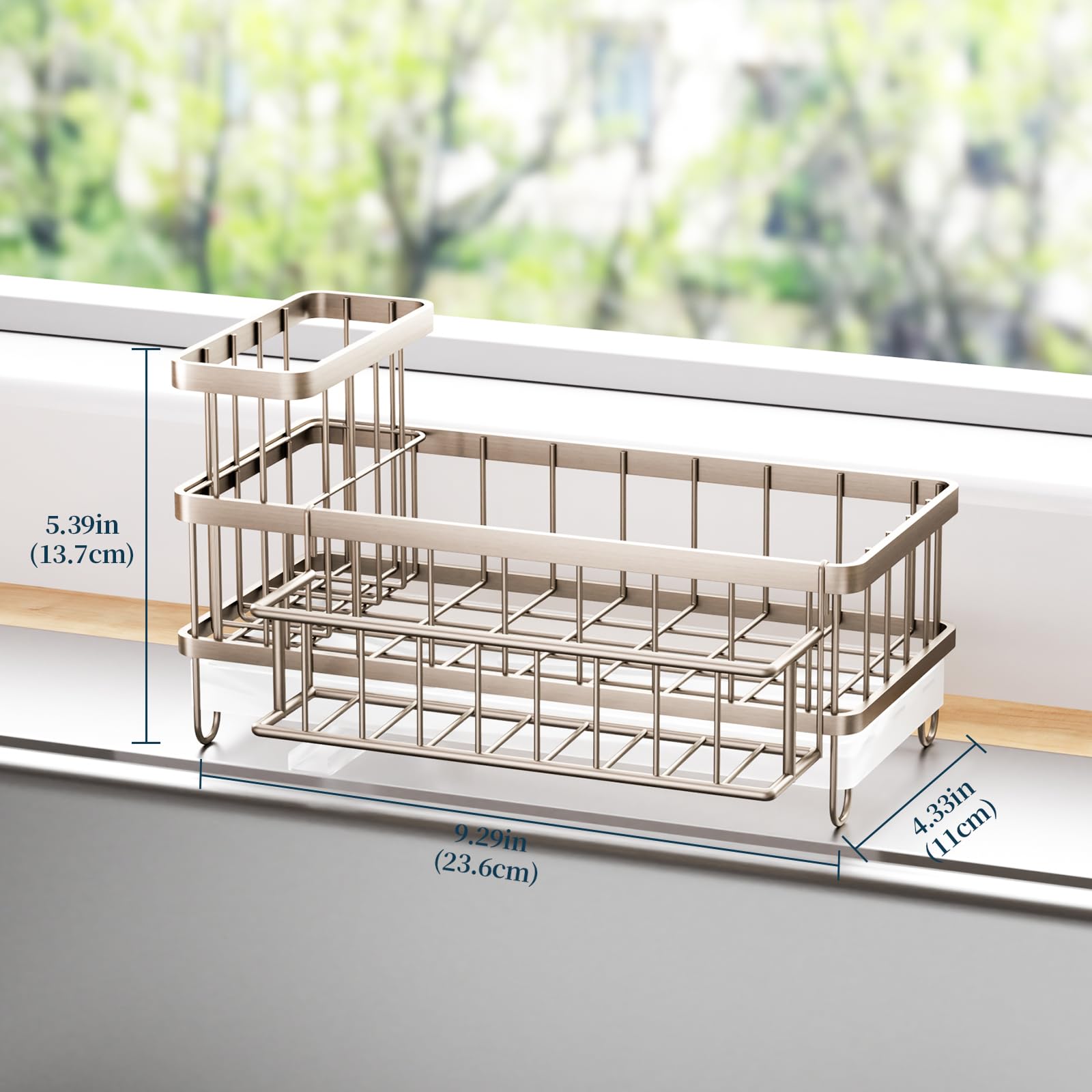 Consumest removable storage rack adapts to item sizes and simplifies cleaning.