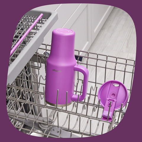 Contigo Streeterville 40oz tumbler easy-to-grip handle for on-the-go sipping.