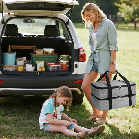 Wide opening and zipper closure on the Coobiiya carrier for effortless packing.