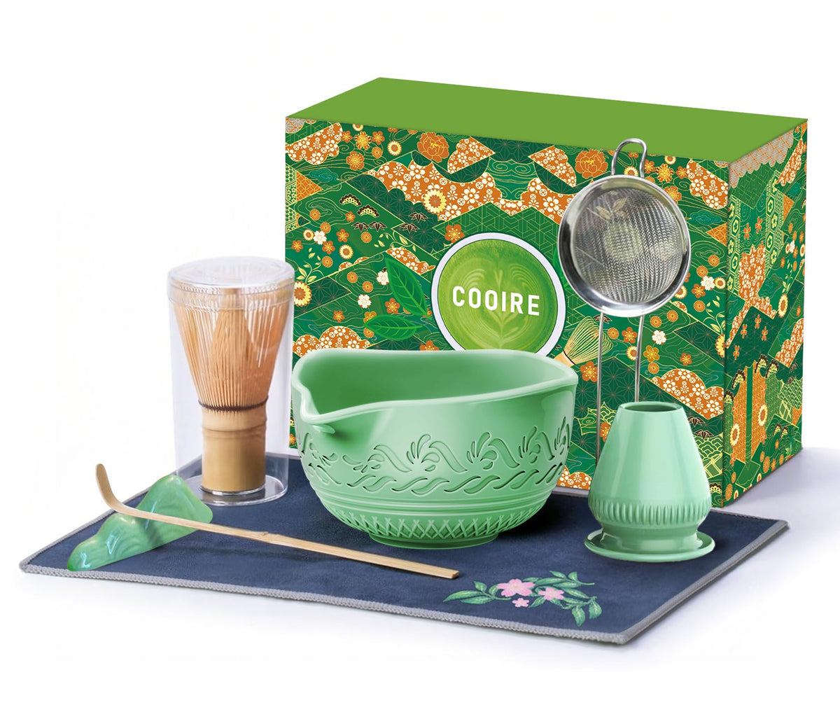 COOIRE Green Matcha Whisk Set with bowl highlights a frothy tea ritual.