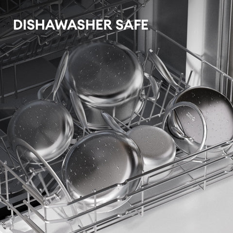 COOKER KING tempered-glass lids showcase simmering progress with a clear view.