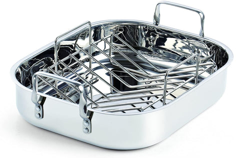 Cooks Standard roaster pan with V-shaped rack for even browning and juices.