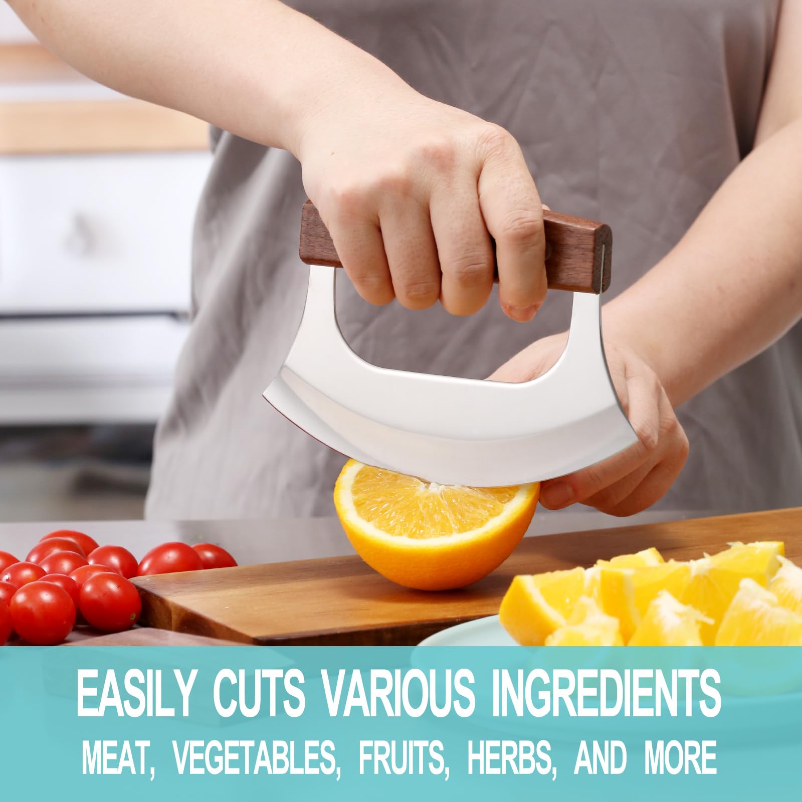 Coowolf Ulu knife mezzaluna ideal for pizza prep and toppings.