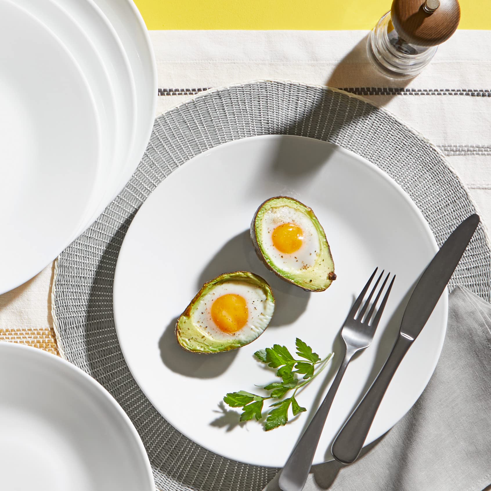 Corelle Vitrelle stain- and fade-resistant glass maintains color