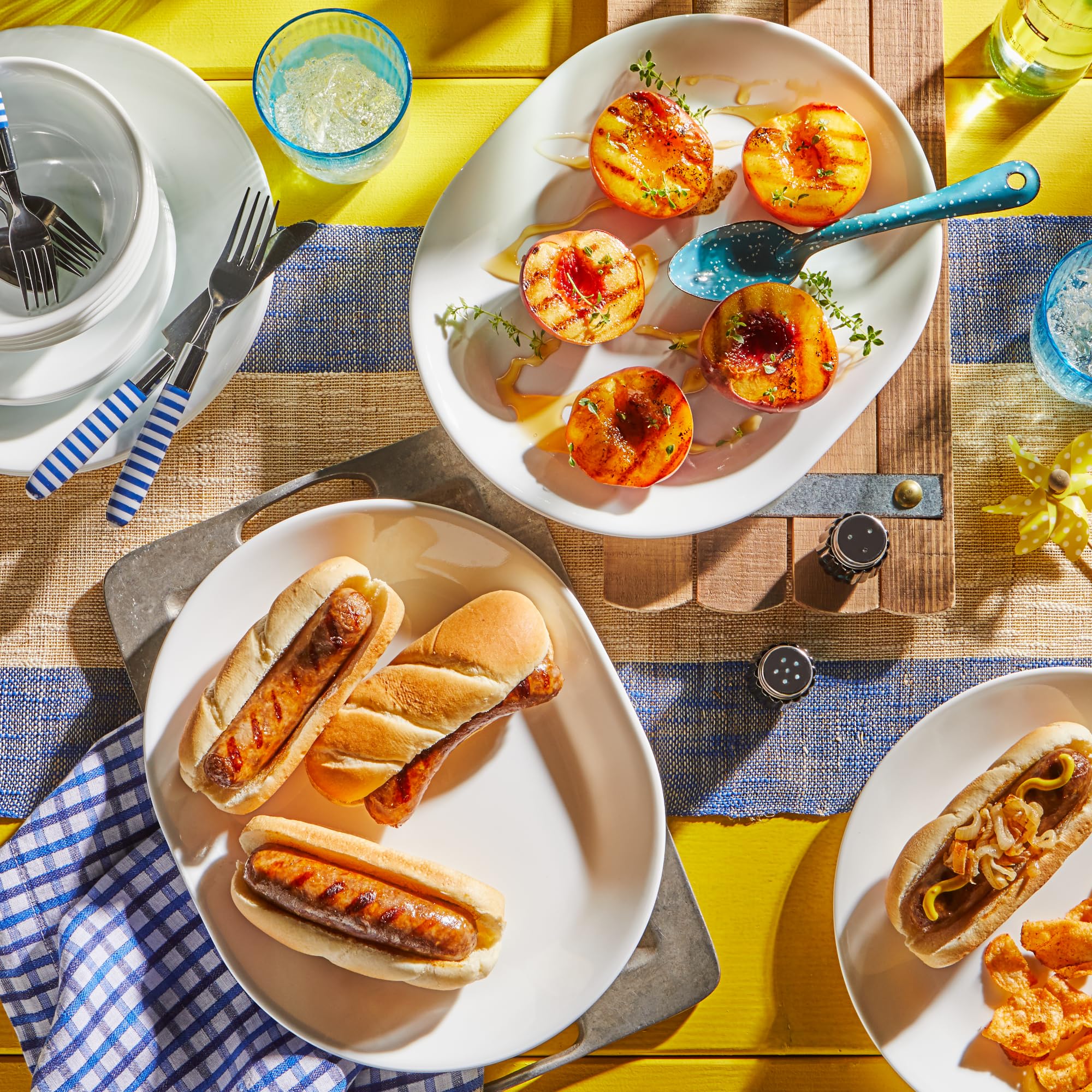 Corelle Winter Frost White serving platter close-up shows fade-resistant pattern.