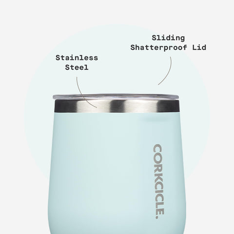 Corkcicle Stemless Tumbler in use demonstrates cold beverages during travel