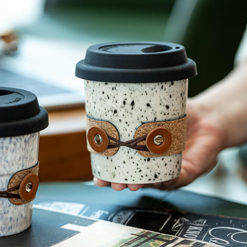 Cormomu mug microwave-safe for quick reheats and easy cleanup.