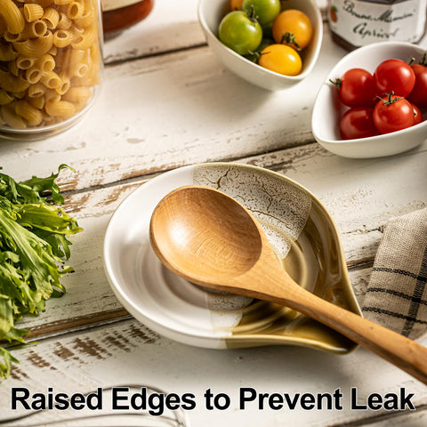 Cormomu sturdy spoon rest maintains stability during busy cooking.