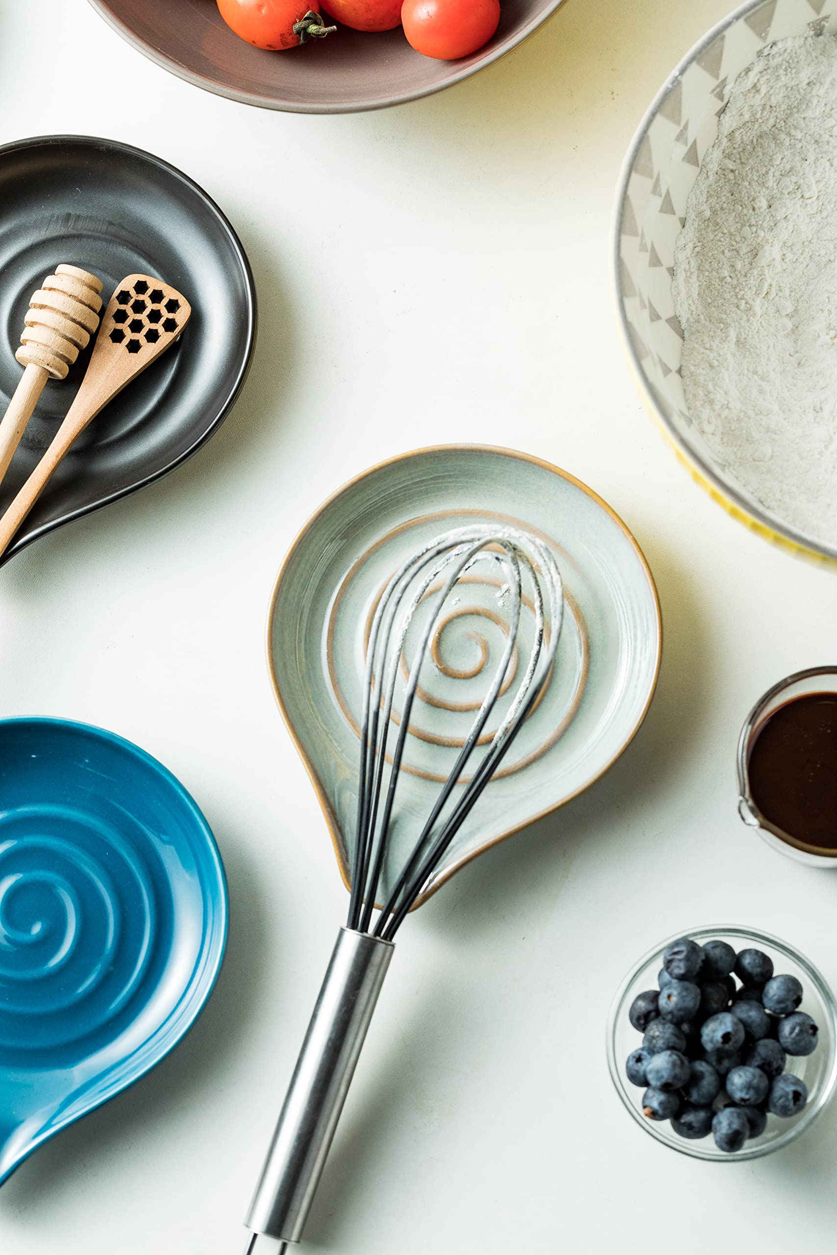 Cormomu spoon rest heavy base provides stable use on the stove