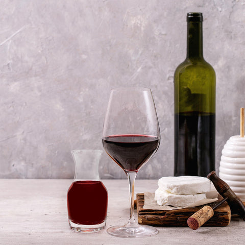 Easy-clean, lead-free glass for versatile beverage use