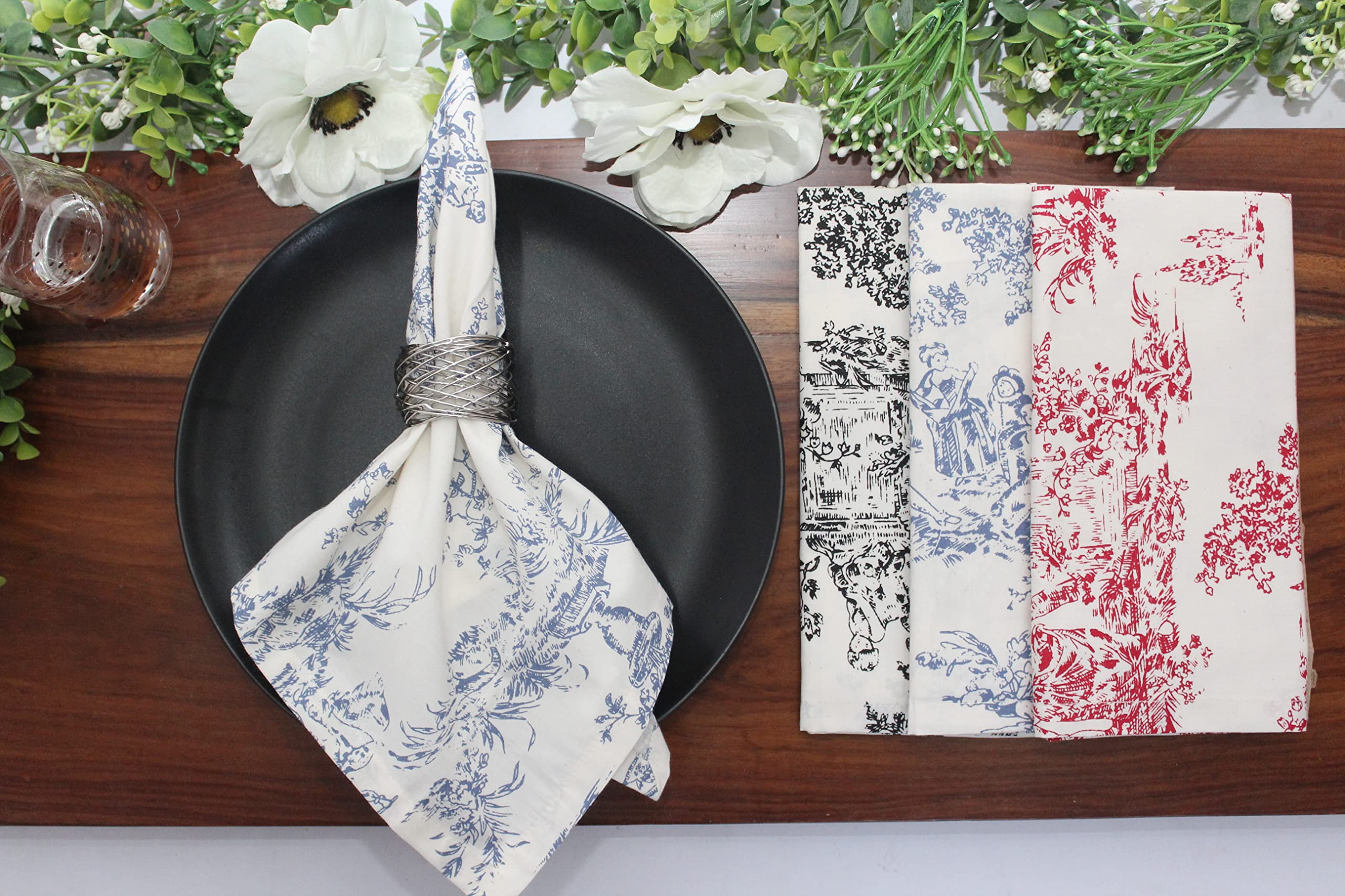 COTTON CRAFT 18x18-inch napkins are a thoughtful host gift.