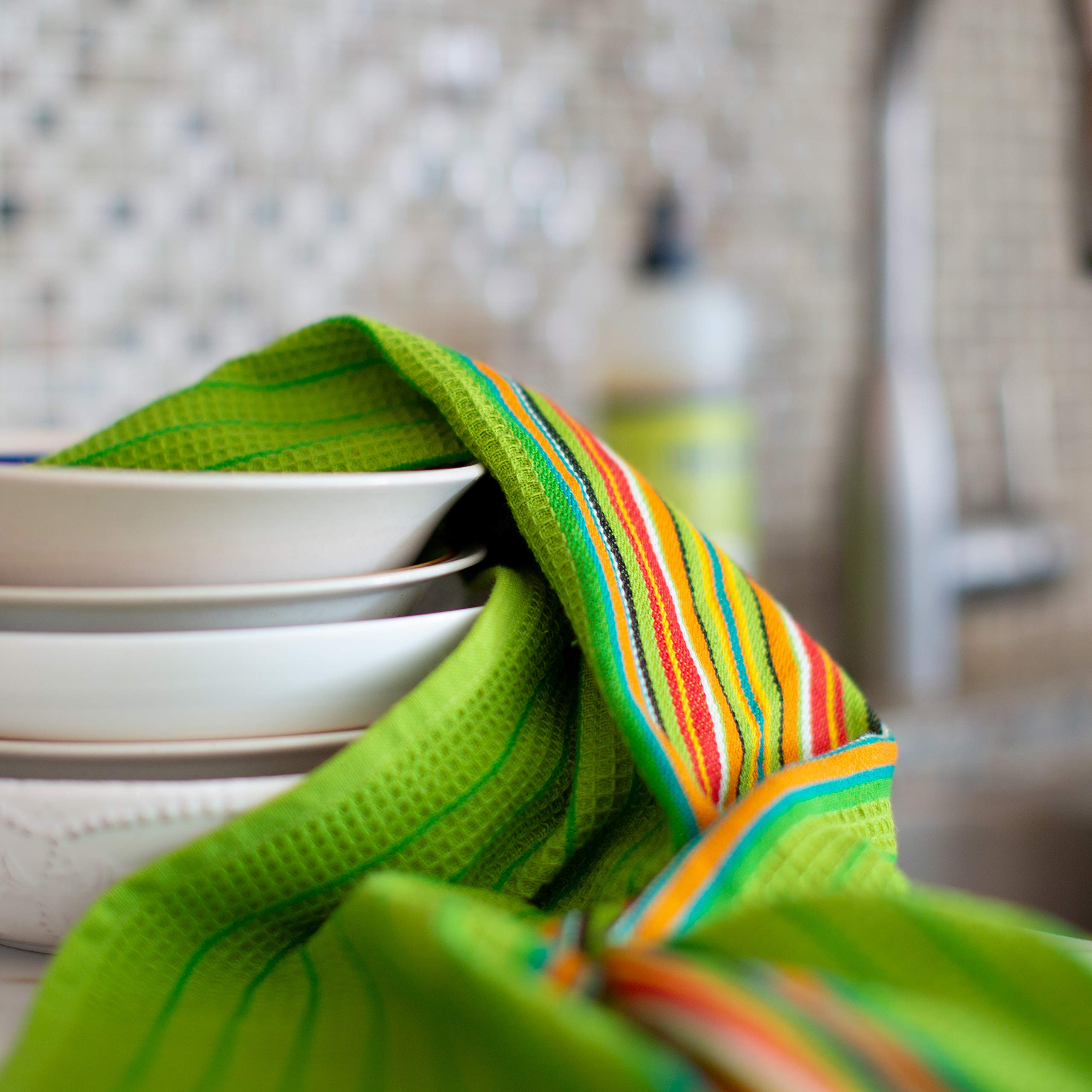 COTTON CRAFT Salsa Stripe towel replaces disposable towels at home.