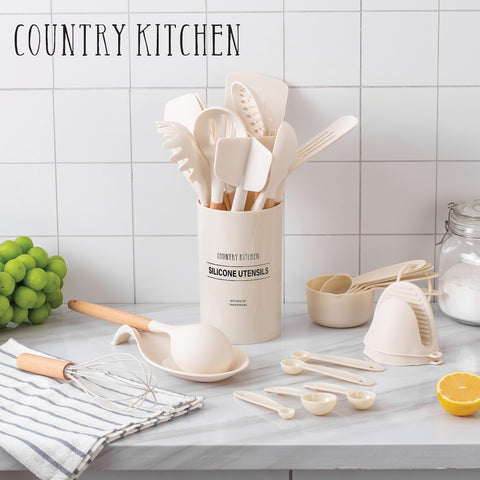 Country Kitchen silicone tops resist heat and protect non-stick cookware.