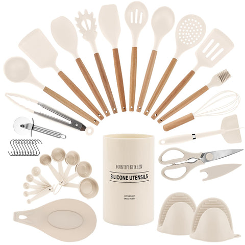 Country Kitchen non-stick utensil set with heat-safe silicone tops for easy cooking.