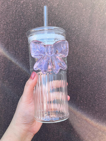 Cozifycasa travel-friendly glass mug with lid for on-the-go hydration.
