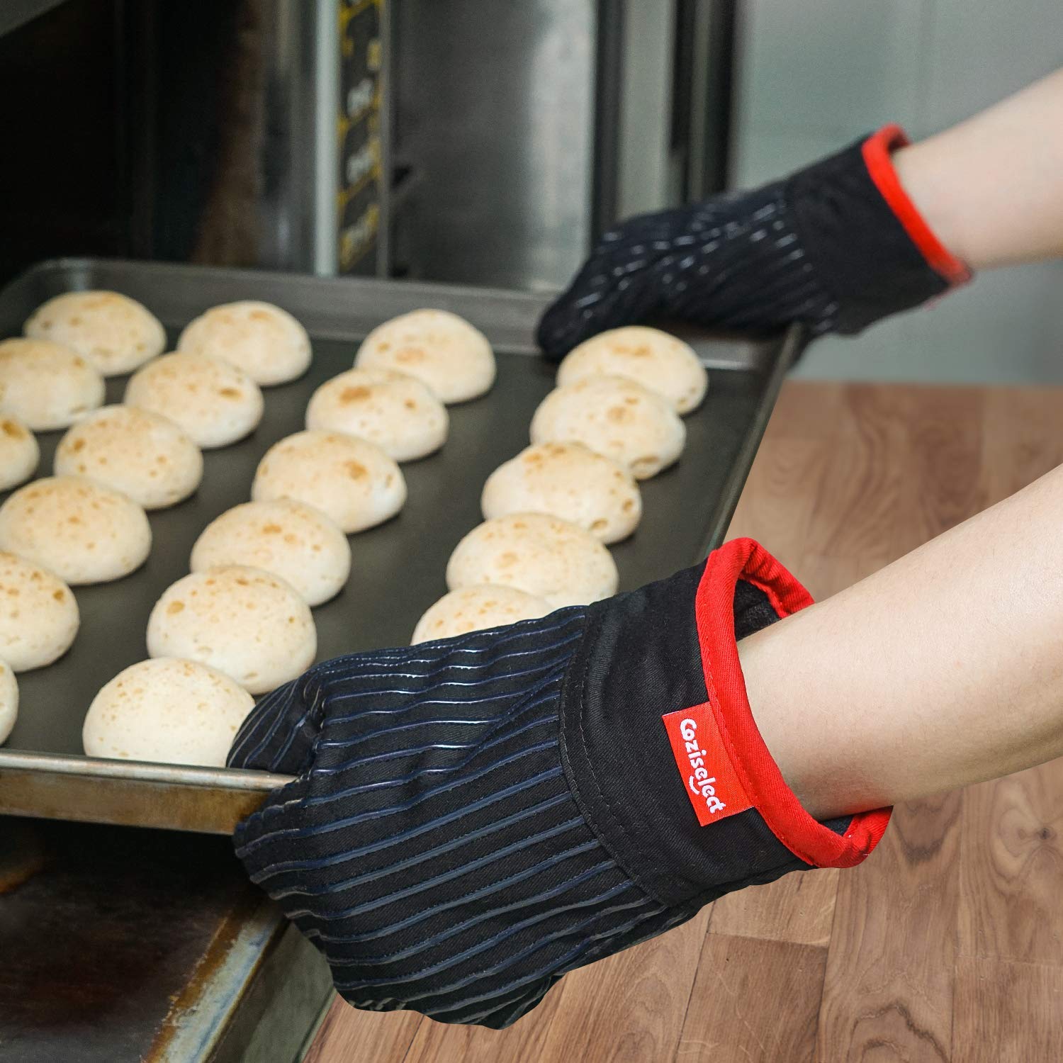 Coziselect mitts and potholders are easy to clean and dry.