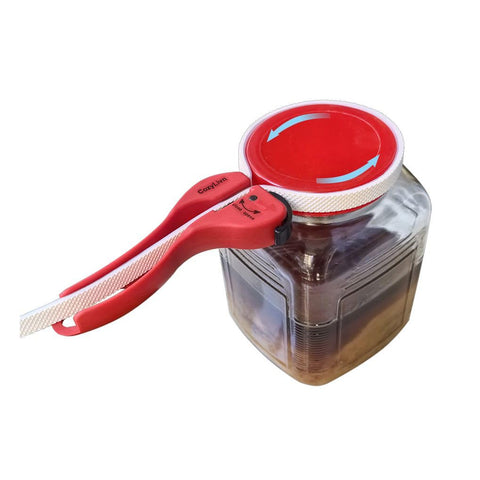 CozyLivn belt-wrench grips a lid for easier opening