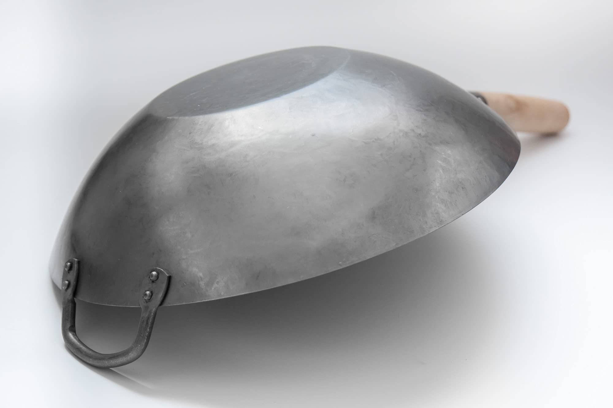 Craft Wok hand hammered detail highlights traditional craftsmanship.