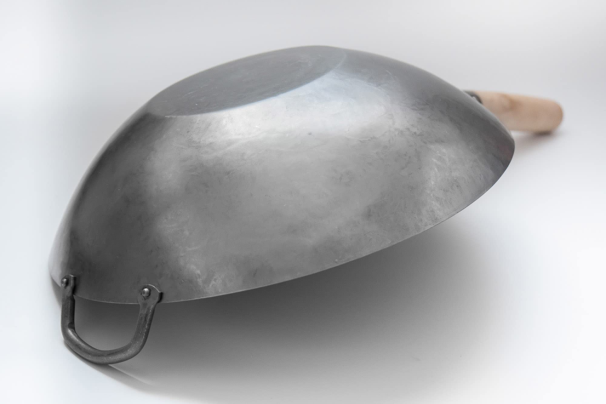 Craft Wok heavy 15-gauge carbon steel 12in for lasting durability.