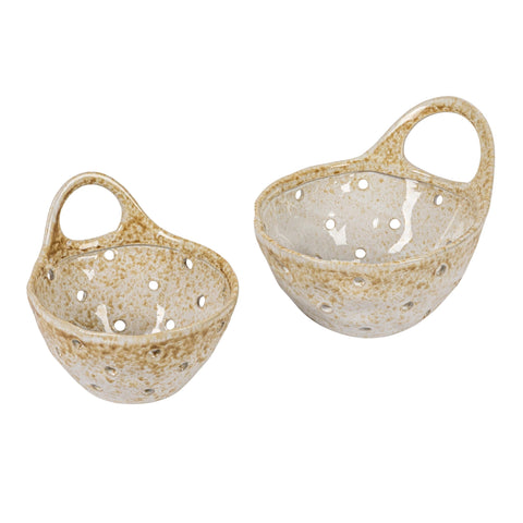 Creative Co-Op large beige stoneware colander with handle for easy draining