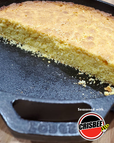 Crisbee Stik skillet gloss demonstrates smooth, ready-to-cook surface.