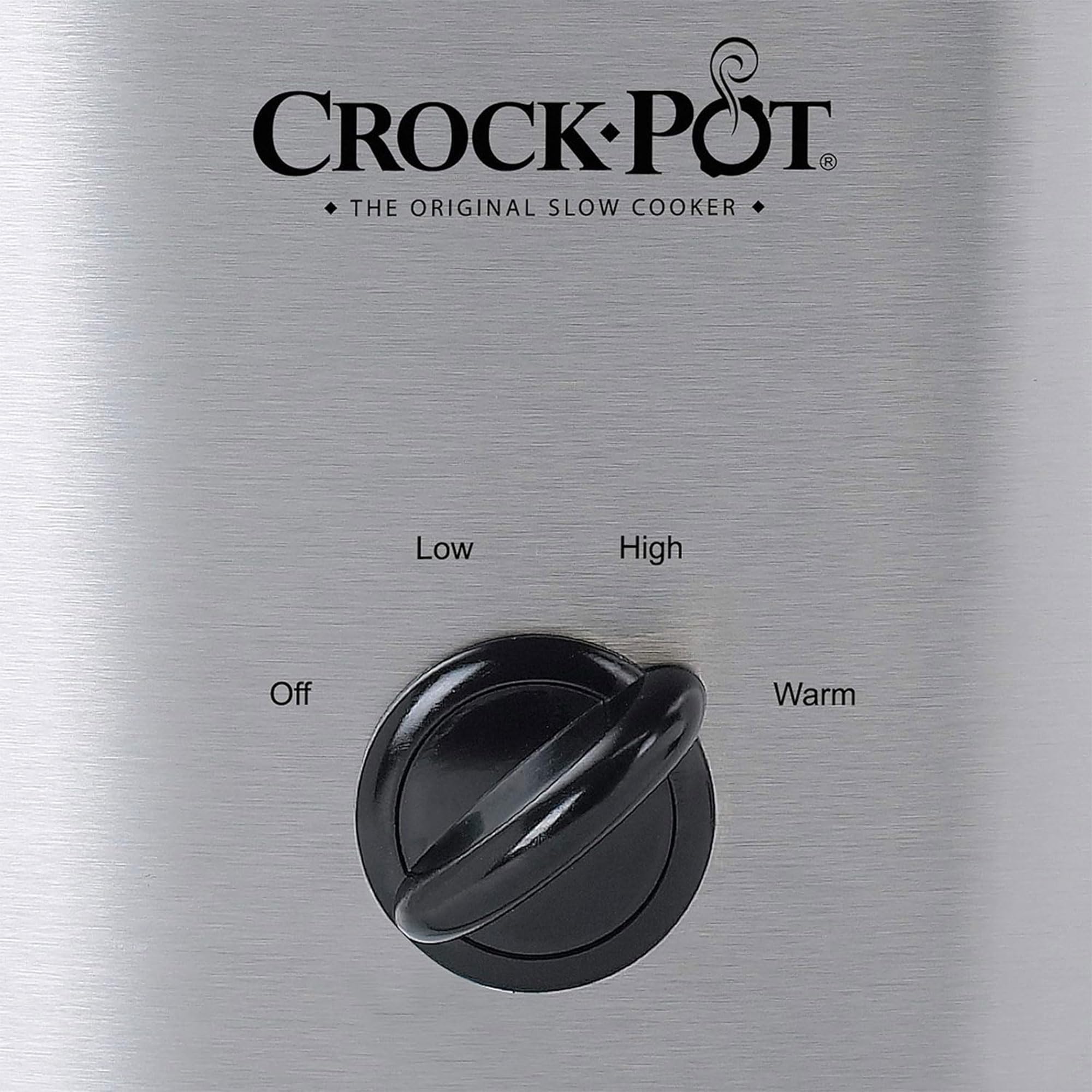 Crock-Pot Cook N Carry 6-Quart Oval portable design ideal for potlucks and weeknight meals.