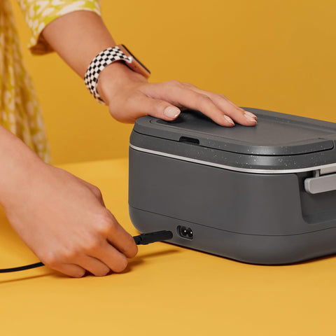 Crock-Pot GO keeps meals hot up to two hours or cold up to three hours.