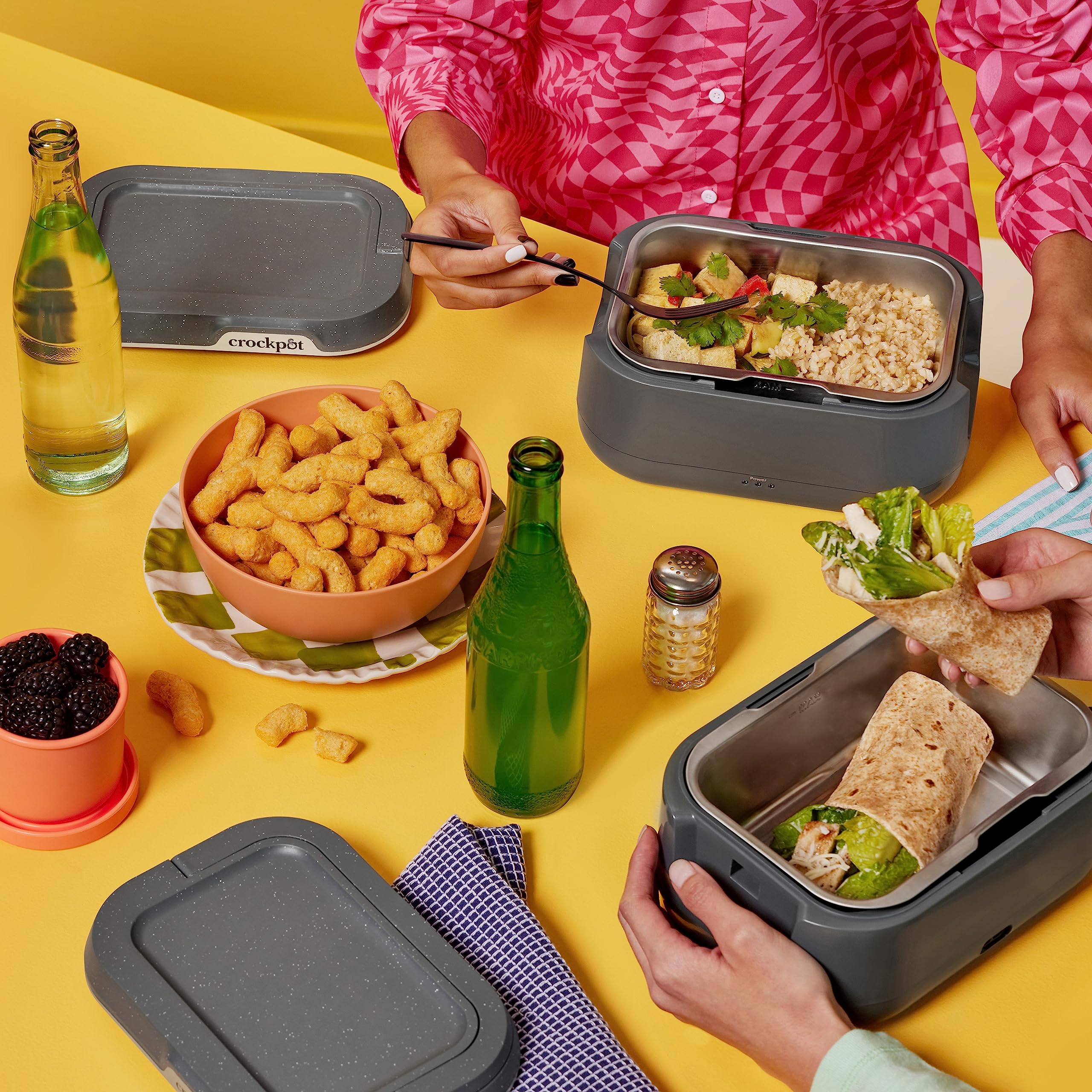 Crock-Pot GO stainless steel inner container for reusable, sustainable meal portions.