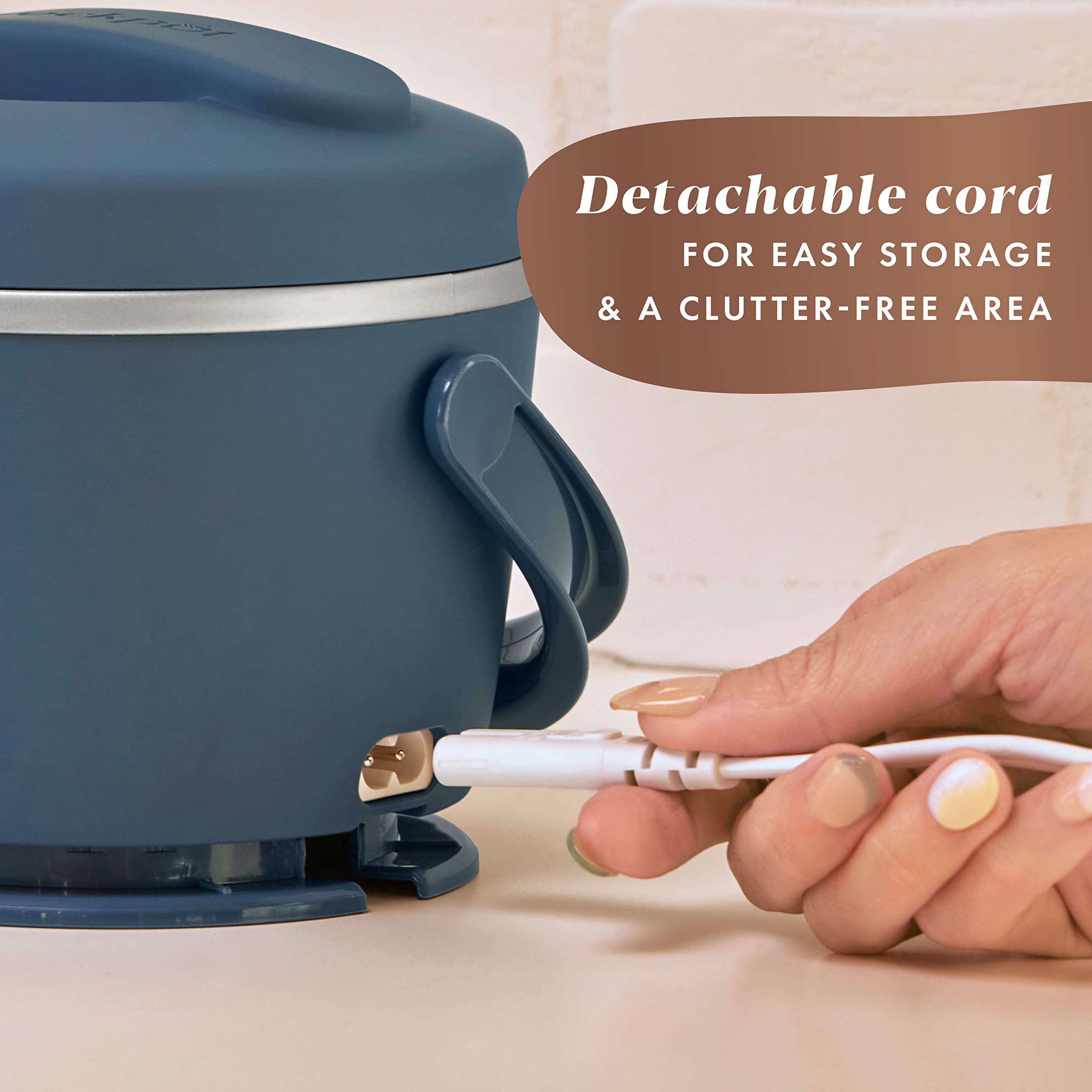 Crock-Pot lid seal prevents leaks during transit.