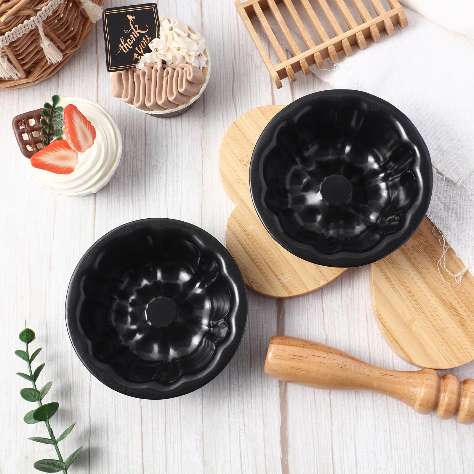 CTOSREE rust-resistant carbon steel provides long-lasting kitchen tool.